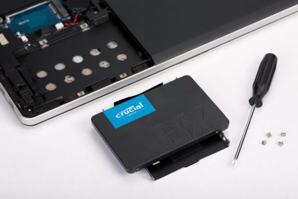 Crucial BX500 500GB 3D NAND SATA 2.5-inch SSD - Image 3