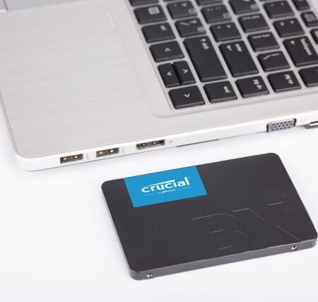 Crucial BX500 1TB 3D NAND SATA 2.5-inch SSD - Image 3